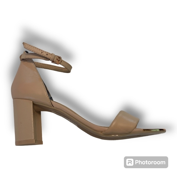 NWOB Ted Baker Sheah Sandal in Nude / Rose Gold, size 8.5 US - Picture 15 of 16